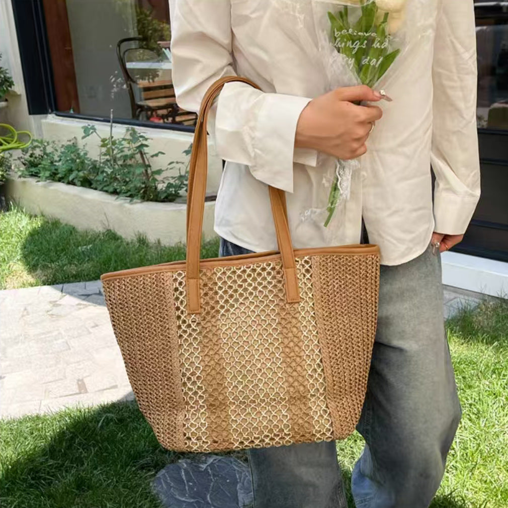 Elegante Bast-Handtasche mit Lederakzenten Brehn