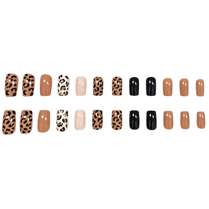 Elegante Leopardenmuster Acryl Nagelkunst Brehn