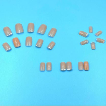 Elegantes Strass Akzent Nagelkunst Set