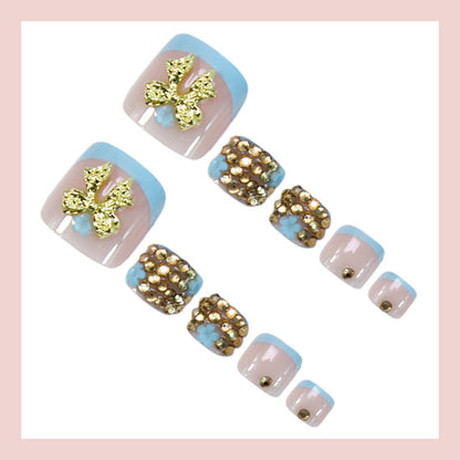 Kunstnagelset mit glamourösen Blumen- und Glitzerverzierungen Brehn