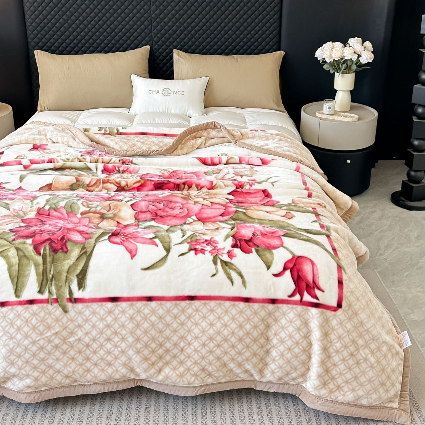 Blumengemusterte Fleece-Wurfdecke Brehn
