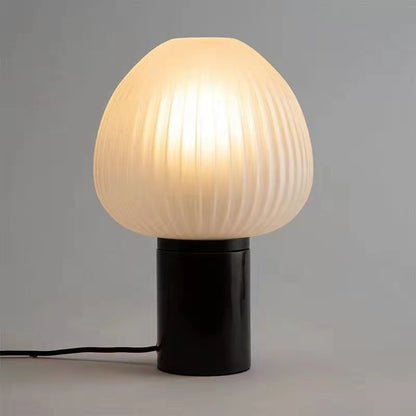 Moderne Skulpturierte Tischlampe