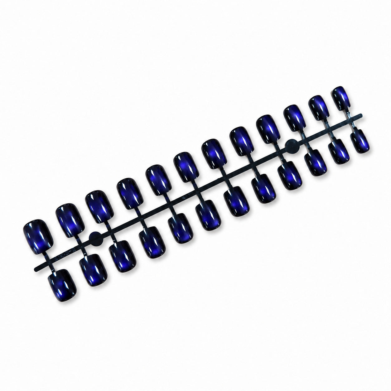 Premium Press-On Nägel mit metallischem Glanz Brehn