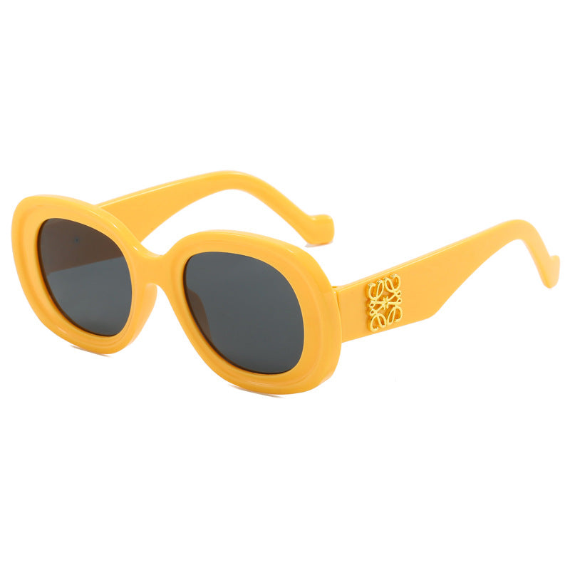 Damen modische Vintage-Sonnenbrille mit besonderen Verzierungen Brehn