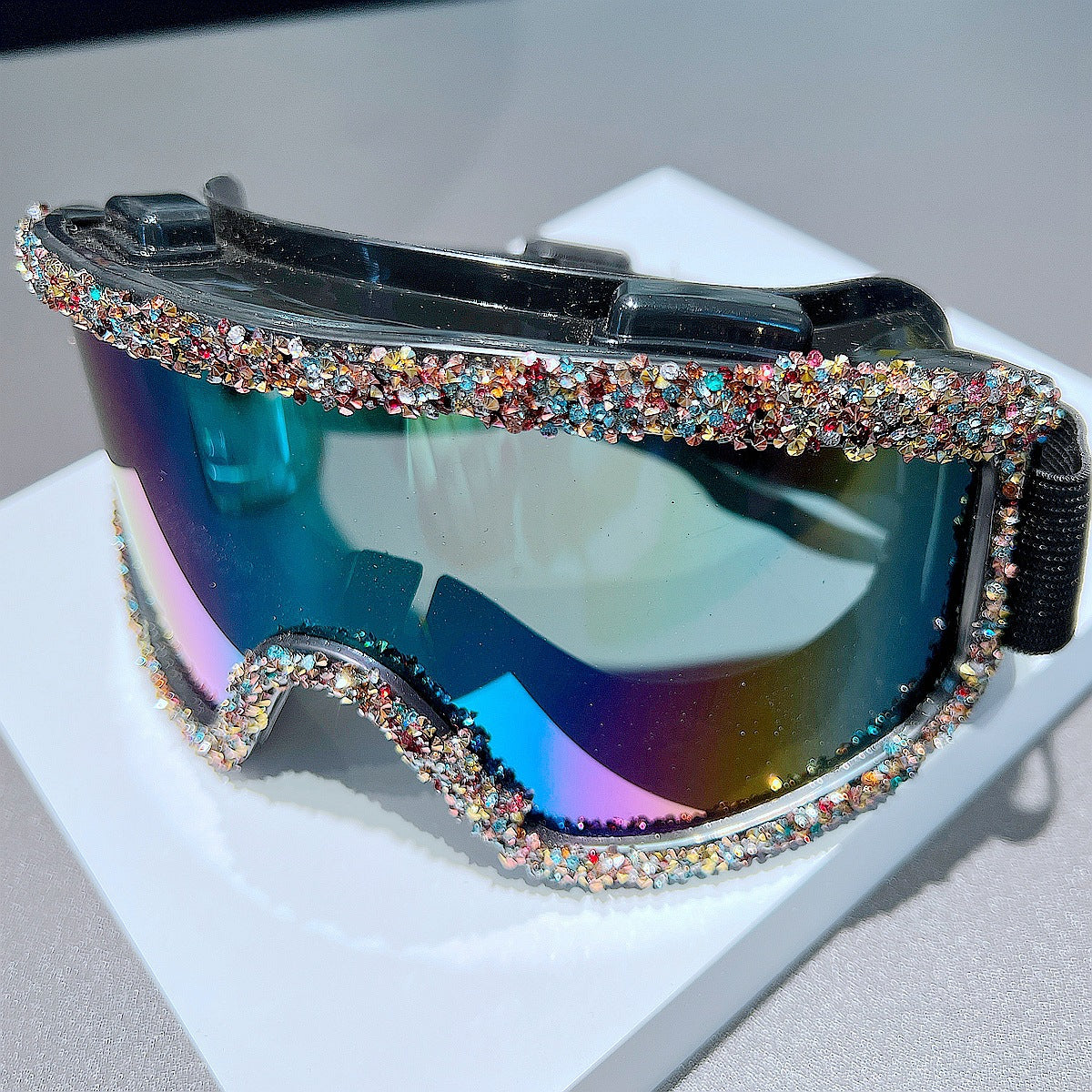 Damen Skisport-Brille mit funkelnder Kristallverzierung Brehn