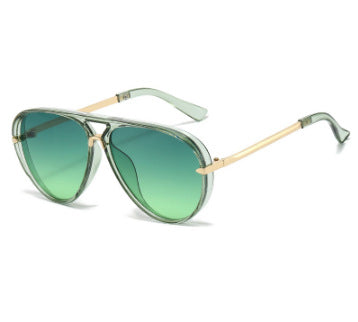 Elegante Aviator-Sonnenbrille mit goldenen Akzenten Brehn