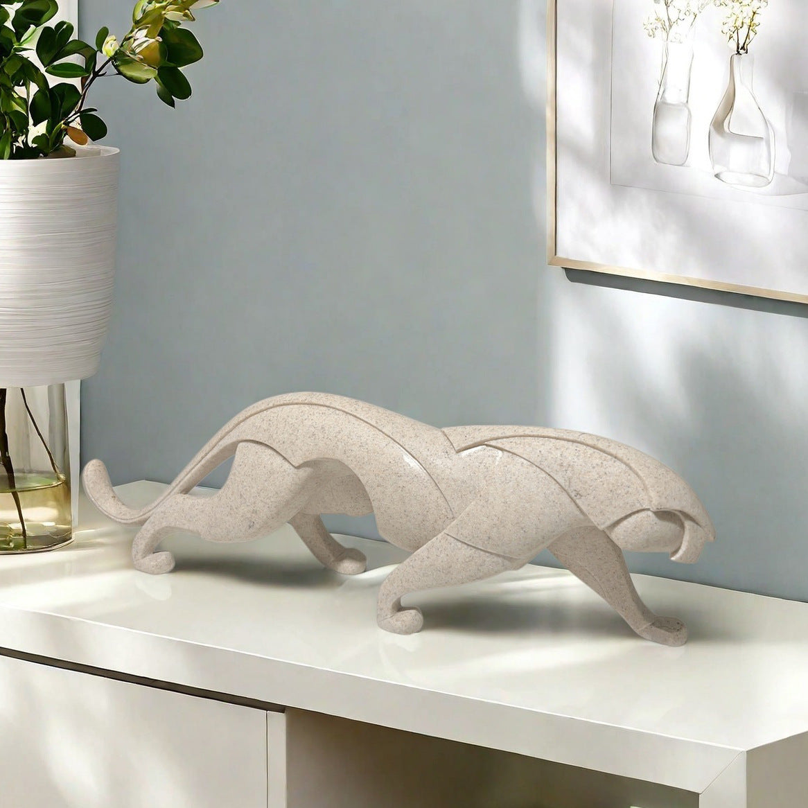 Künstlerische Panter Skulptur Brehn