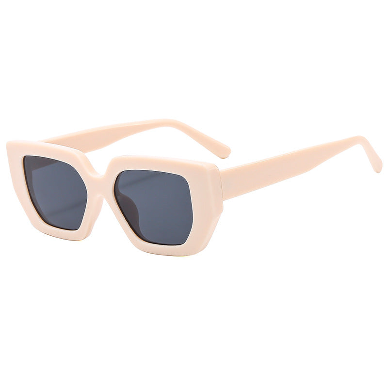 Damen moderne geometrische Sonnenbrille mit auffälligem Rahmen Brehn