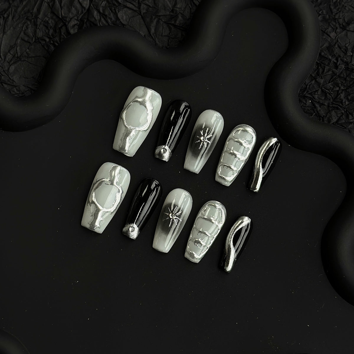 Chic Artistry Press-On Nagel Set