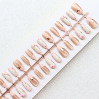 Elegantes Minimalistisches Press-On Nagelset Brehn
