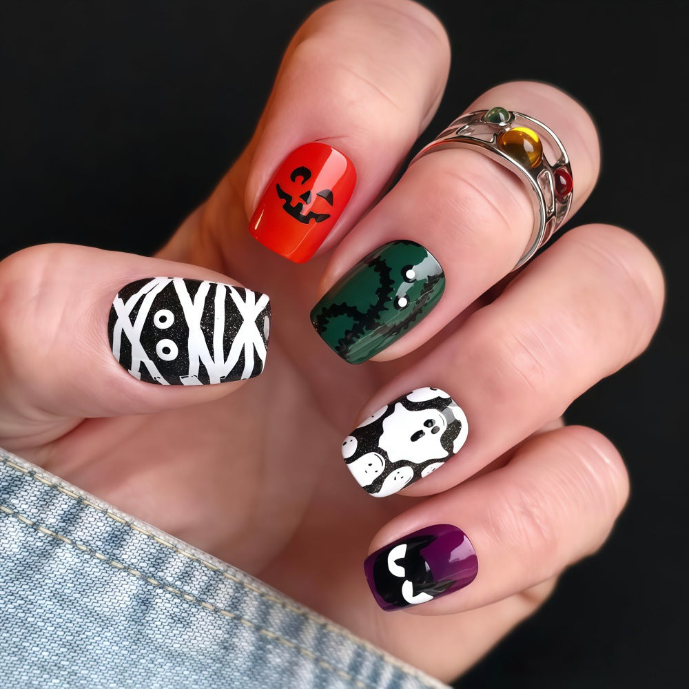 Kreative Halloween Kunstnägel Brehn