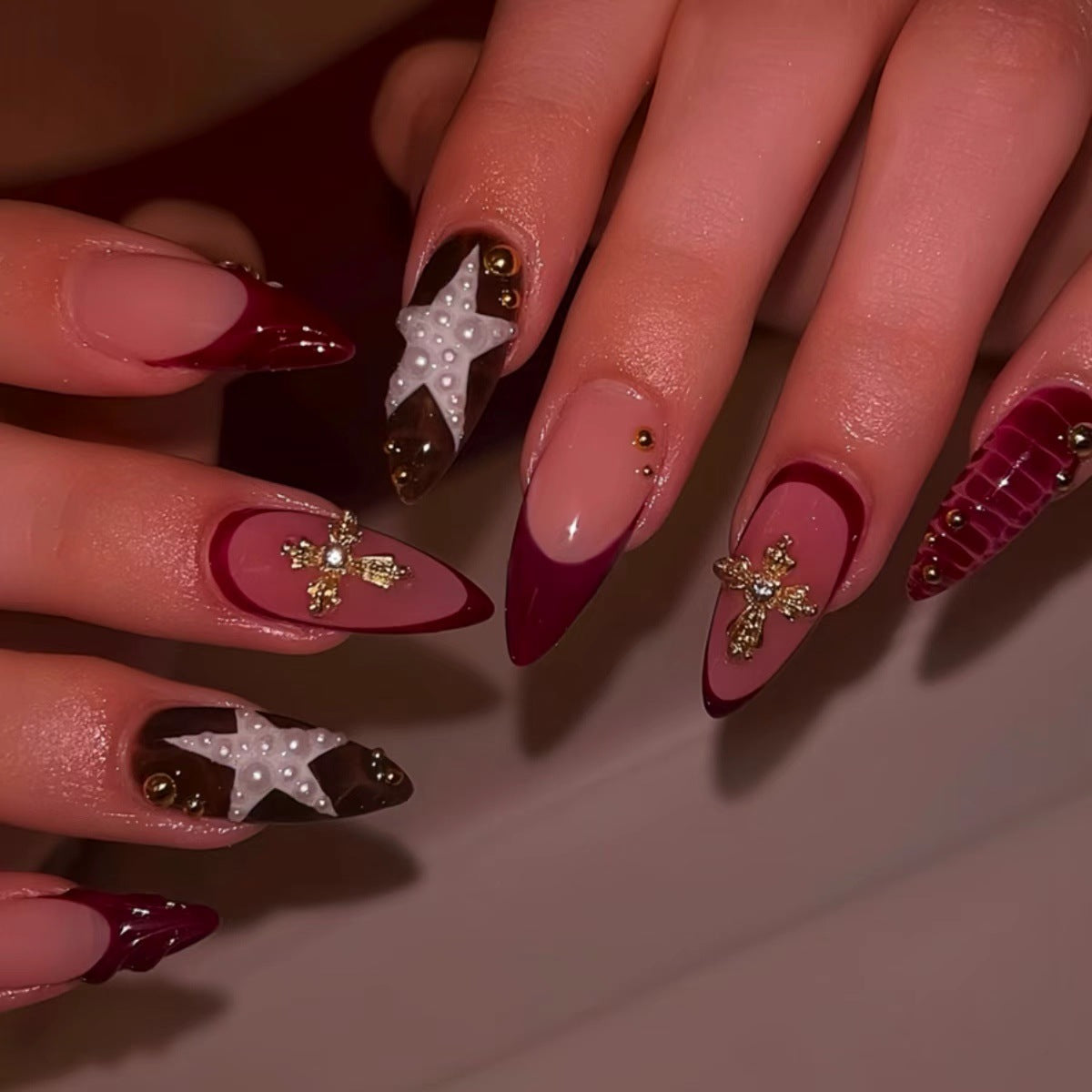 Elegante Gel-Nagelkunstverlängerungen Brehn