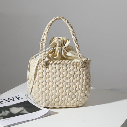 Handgefertigte Mini-Korbhandtasche mit Stilvollem Flechtmuster Brehn