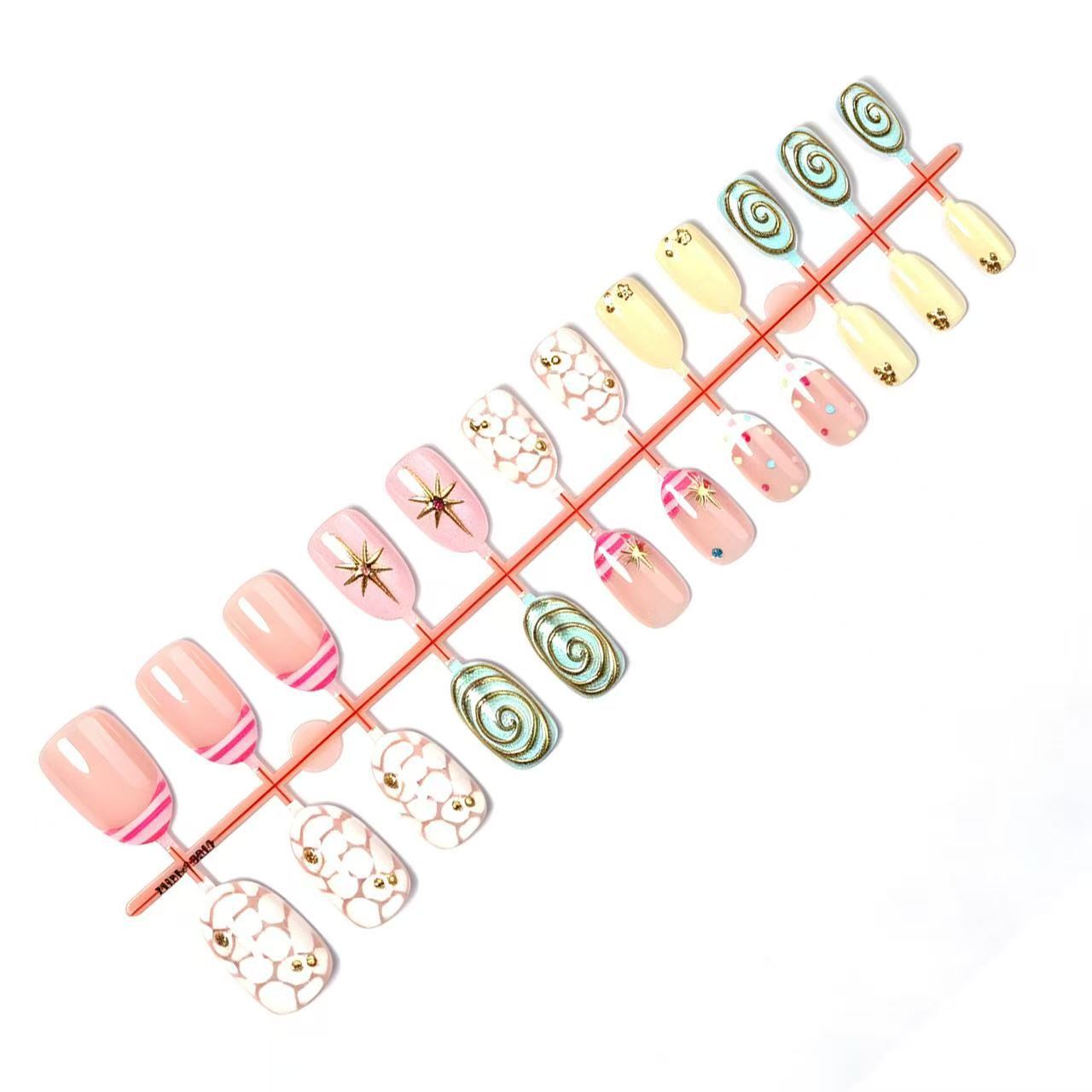Trendy dekorative Press-On-Nagelkunst-Set Brehn