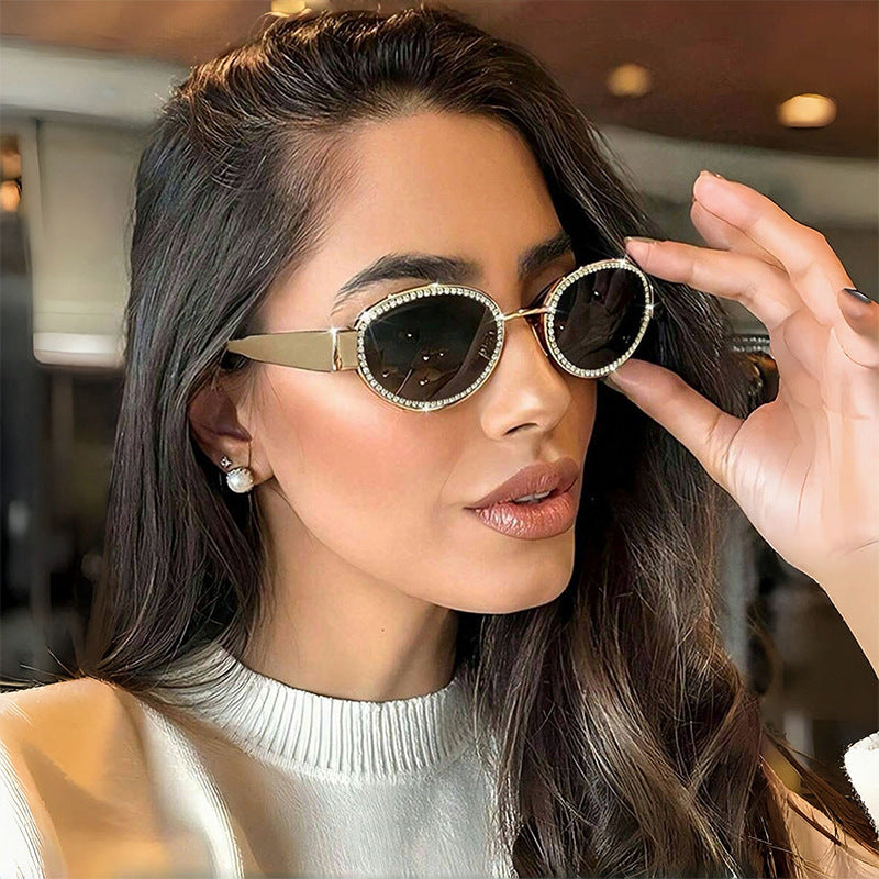 Damen Designer-Sonnenbrille mit funkelndem Kristallrahmen Brehn