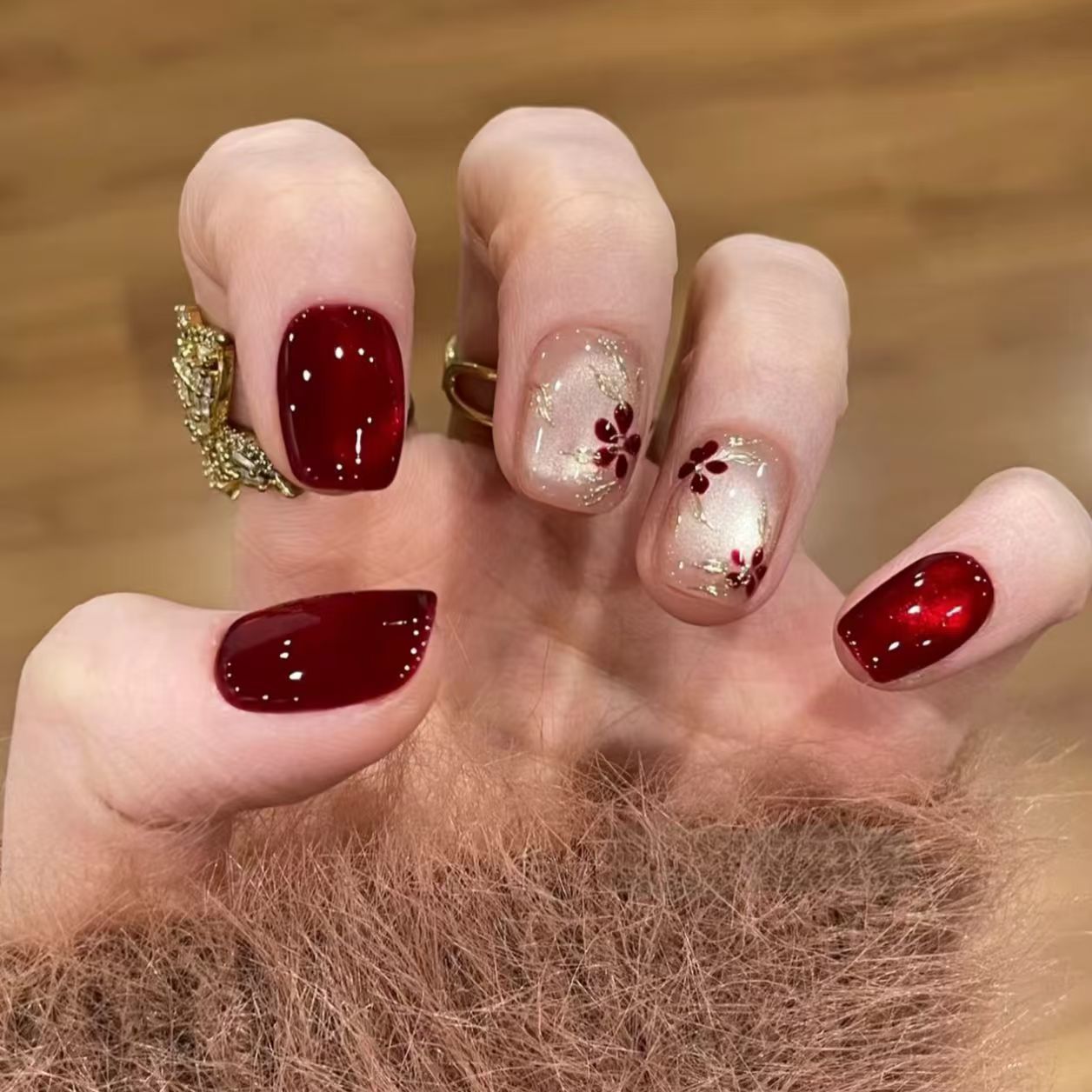 Elegantes Florales Nagelkunstset Brehn