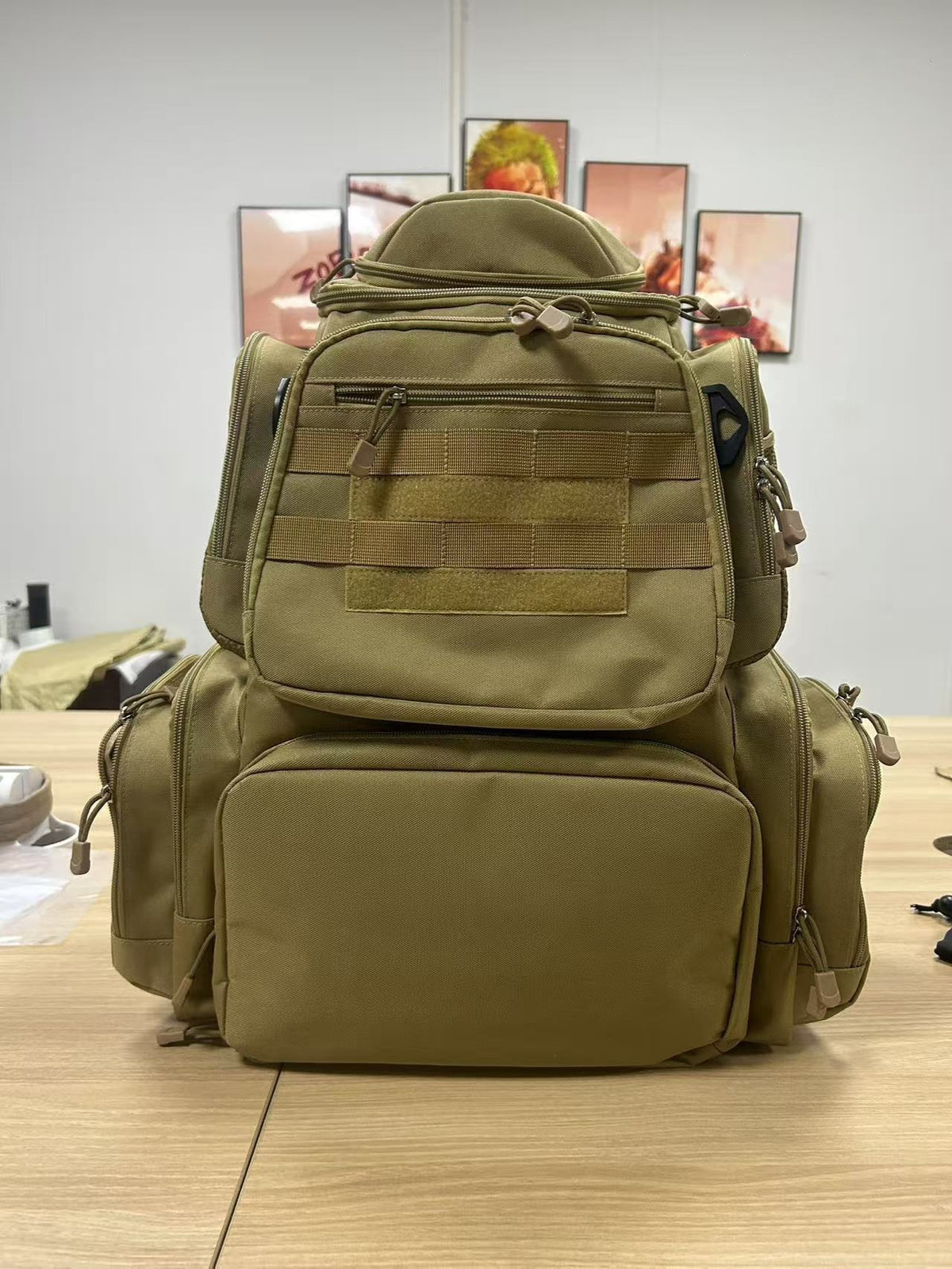 Taktischer Multi-Taschen Cargo-Rucksack Brehn