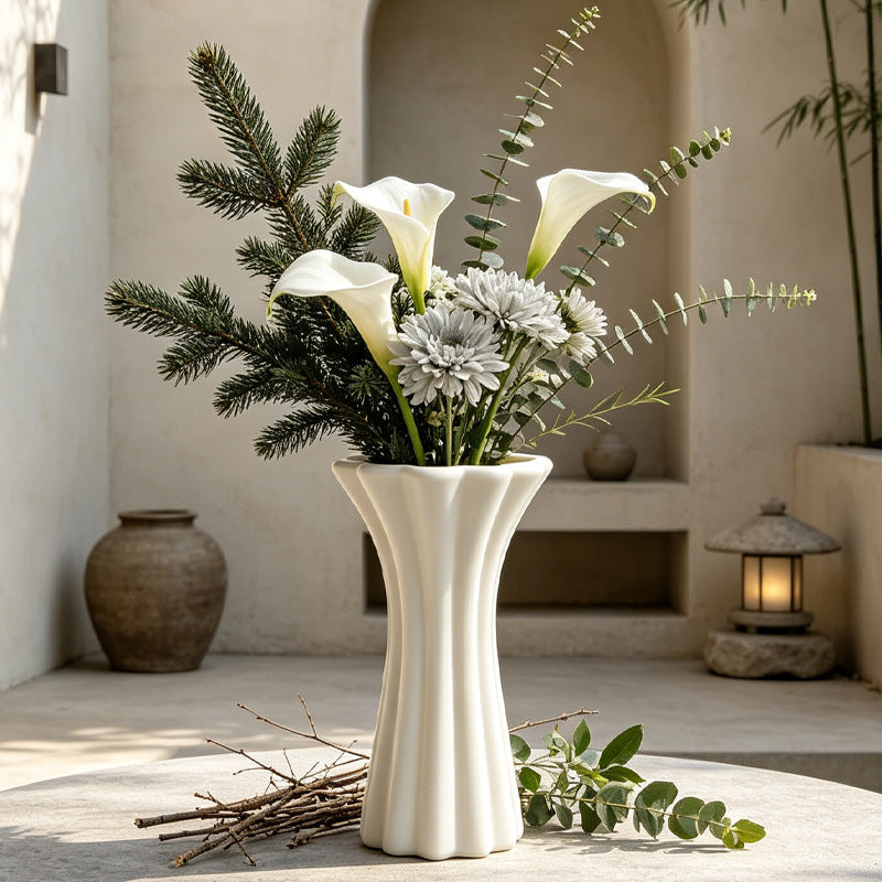 Modern Flötenförmiger Keramikvase Brehn
