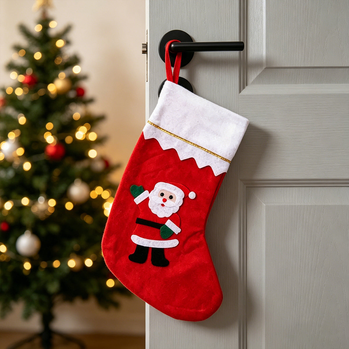 Niedlicher Weihnachtsstrumpf mit festlichen Motiven Brehn