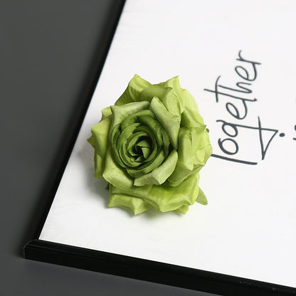 Dekorative Satinblume für die Wohnkultur-Darstellung