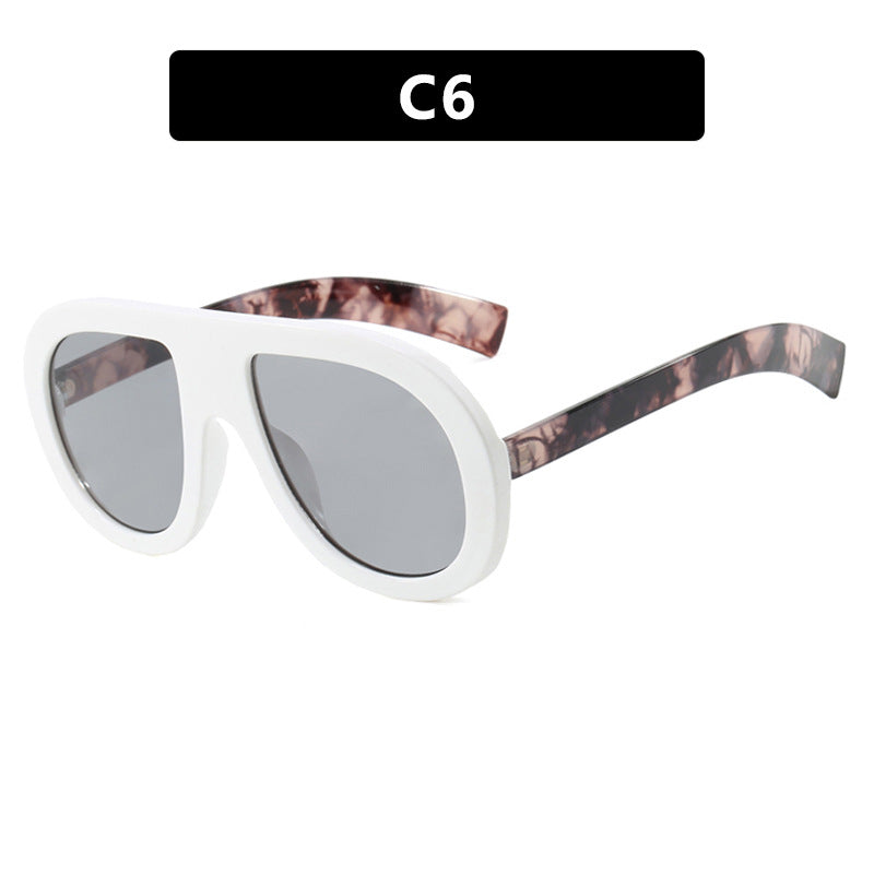 Damen oversized Sonnenbrille im futuristischen Design Brehn