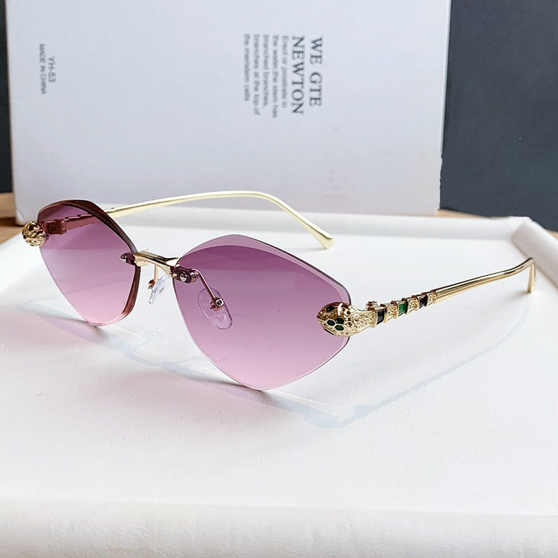 Damen Cat-Eye Sonnenbrille mit luxuriösem Schmuckrahmen Brehn