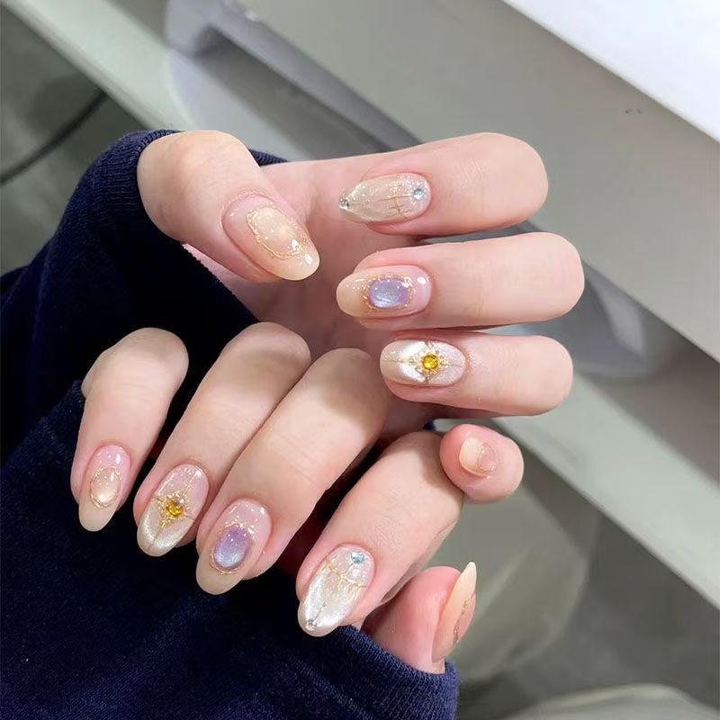 Dekorative Florale Press-On Nagelkunst