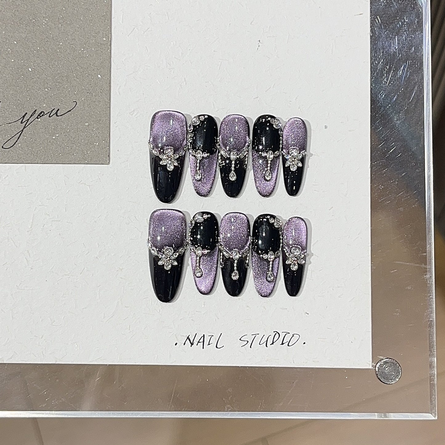 Glamouröse dekorative Nagelkunst Brehn