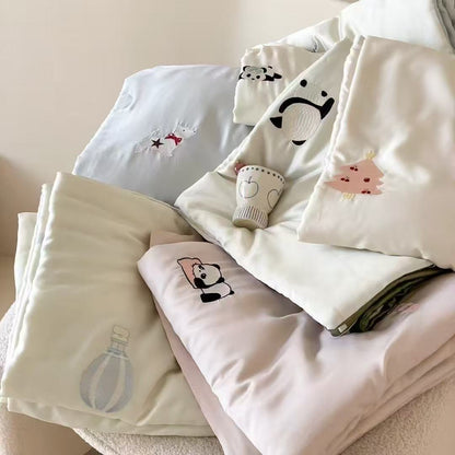 Seidenglänzende Satin-Bettwäschegarnitur mit niedlicher Panda-Stickerei