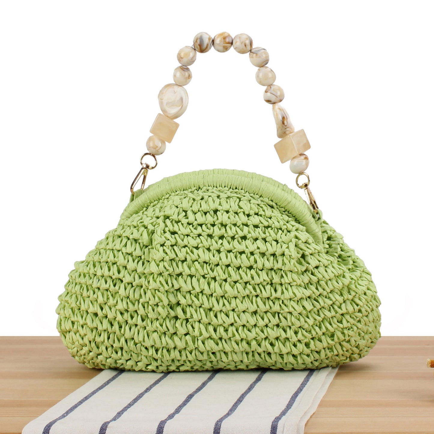 Stilsichere Handtasche mit Buntem Perlenhenkel Brehn