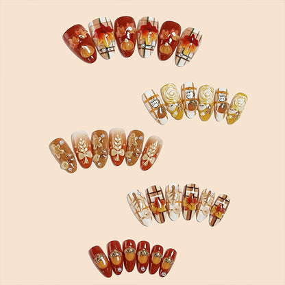 Kunstvolles Nageldesign Brehn