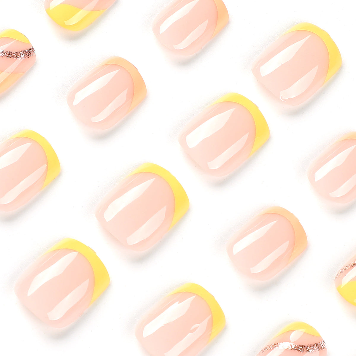 Kunstvolle Nagelkunst im Frühjahr-Stil Brehn