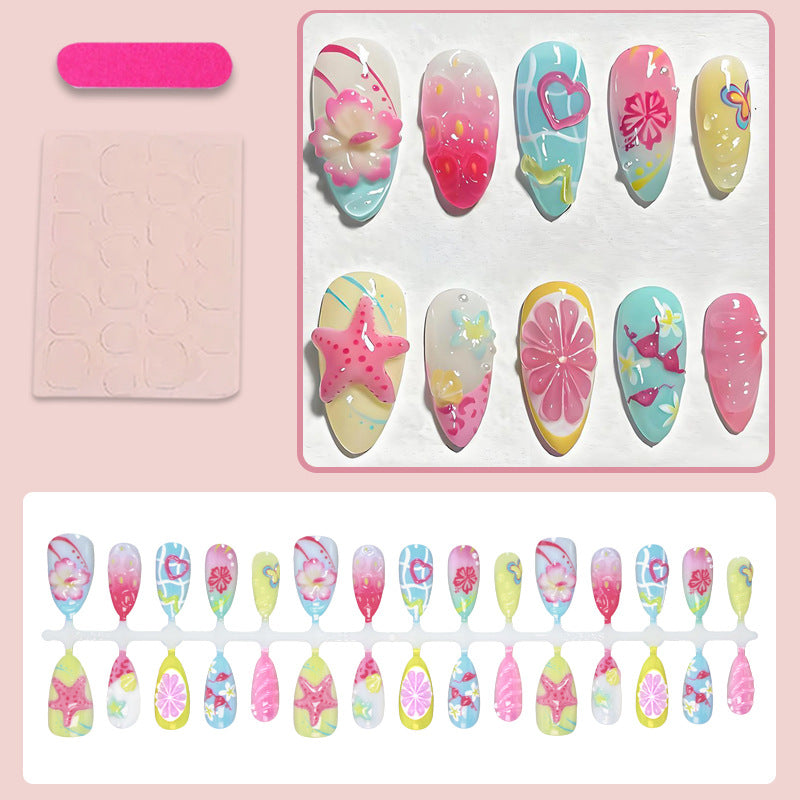Kunstnagelset mit floralen und fröhlichen Motiven Brehn