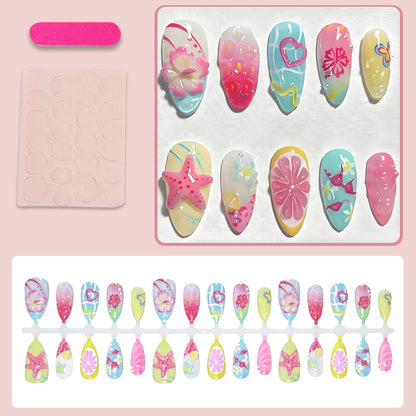 Kunstnagelset mit floralen und fröhlichen Motiven Brehn