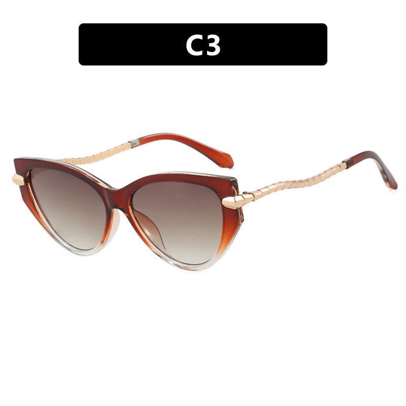 Damen Cat-Eye Sonnenbrille mit elegantem Metallrahmen und modischen Akzenten Brehn