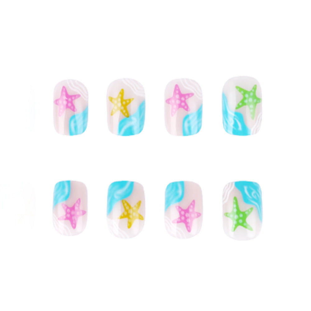 Künstlerische strandthematische Nagelkunst Brehn