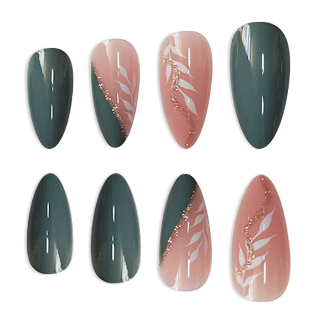 Elegante mandelförmige Press-On-Nagelverlängerungen Brehn