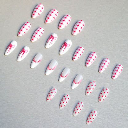 Kreatives, mit einer Schleife verziertes Acryl-Nagelkunst-Set