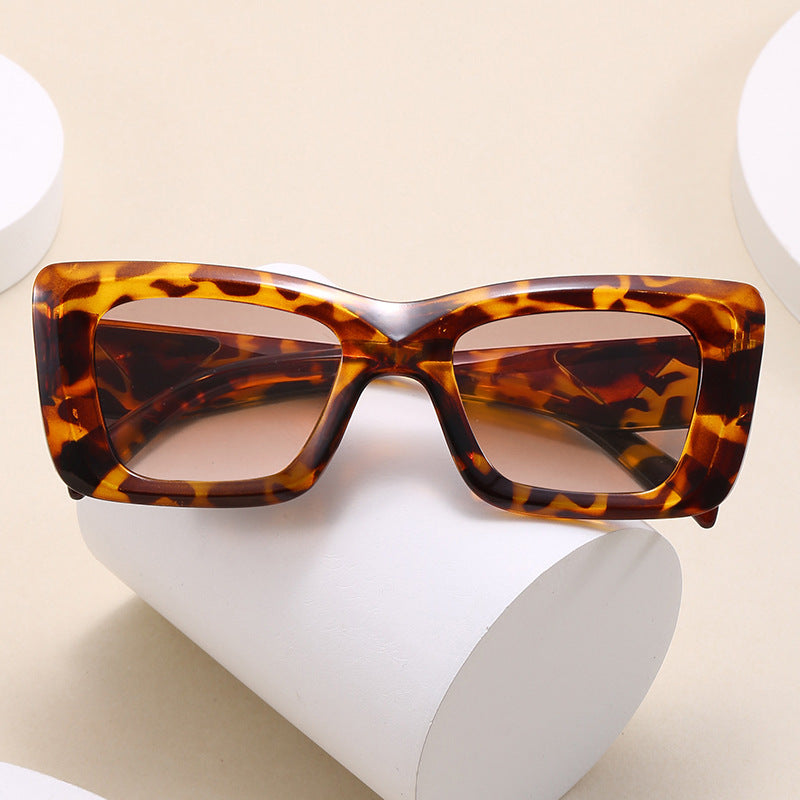 Damen modische quadratische Sonnenbrille mit stilvollem Rahmen Brehn