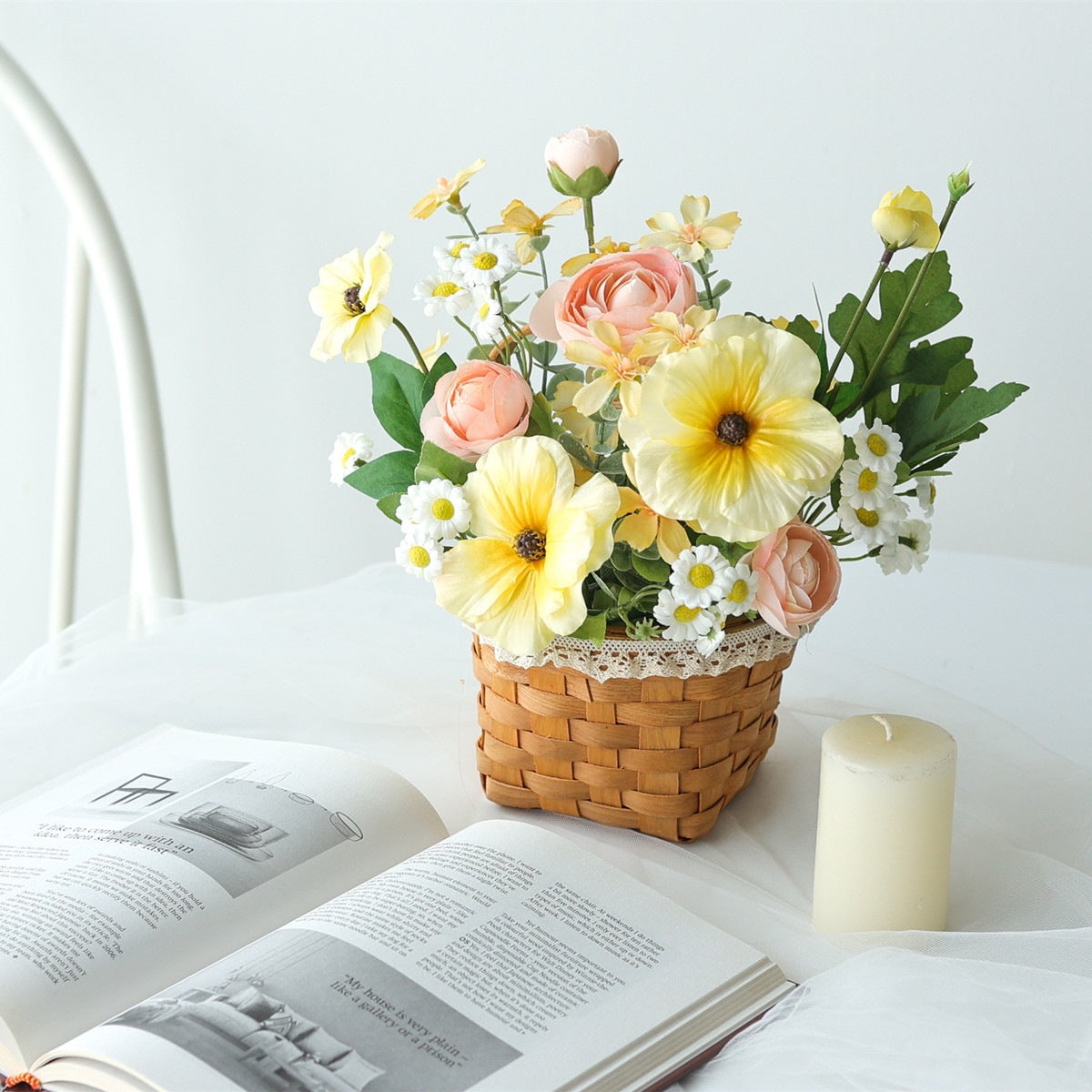 Elegante künstliche Blumenanordnung