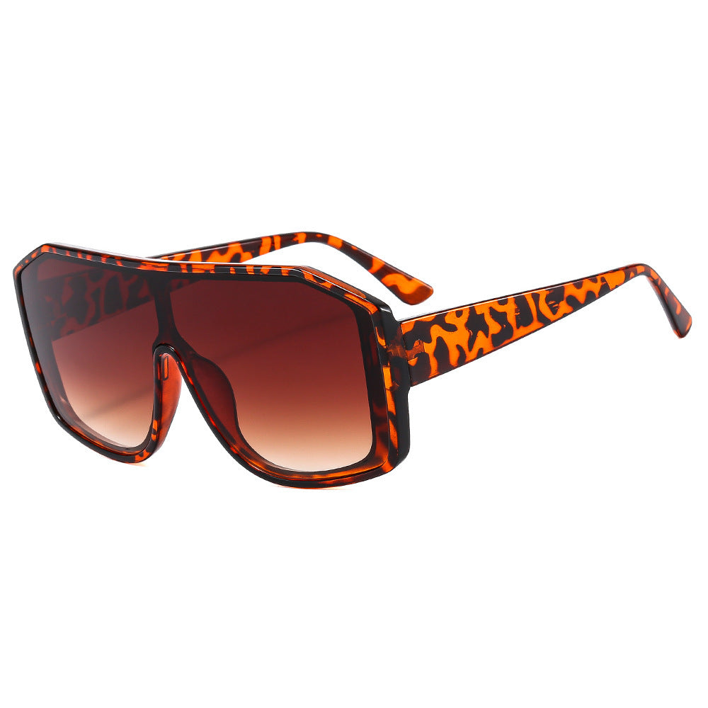 Damen Modische Oversized Sonnenbrille im extravaganten Animal-Print Design Brehn