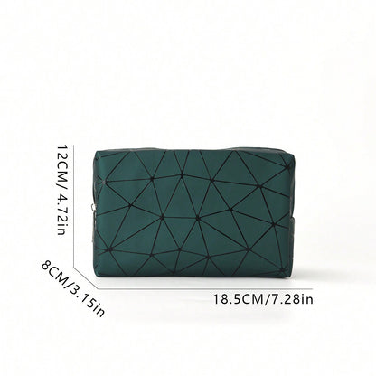 Praktische Kosmetiktasche mit 3D Struktur Brehn