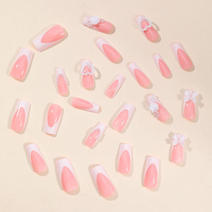 Exquisite 3D Blumendekor und mit Schmucksteinen verzierte Nagelverlängerungen Brehn