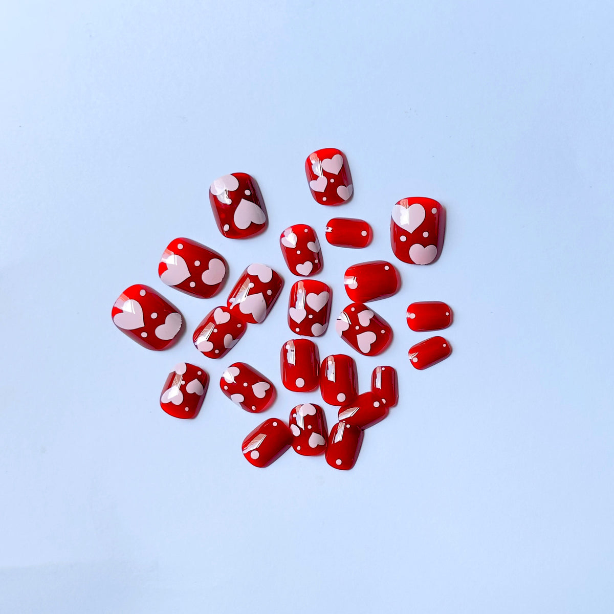Künstlerisches Herzmotiv-Nagelkunstset