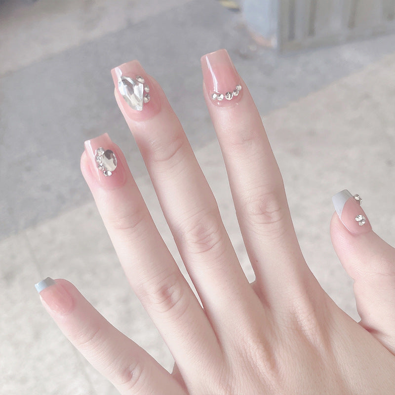 Dekoratives Press-On Nagelkunst-Set Brehn