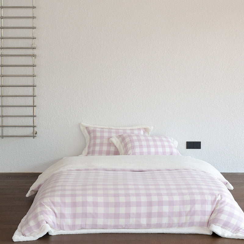 Bettwäsche-Set aus kuscheligem kariertem Flanell mit Teddyfleece-Kante