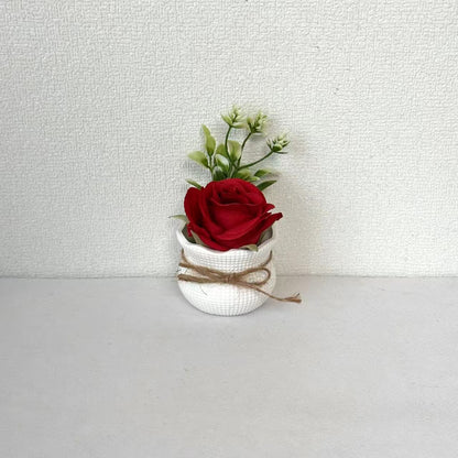 Dekorative Kunstblumenarrangement