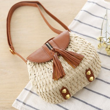Handtasche mit Einzigartigem Geflochtenem Design und Eleganter Klappe Brehn