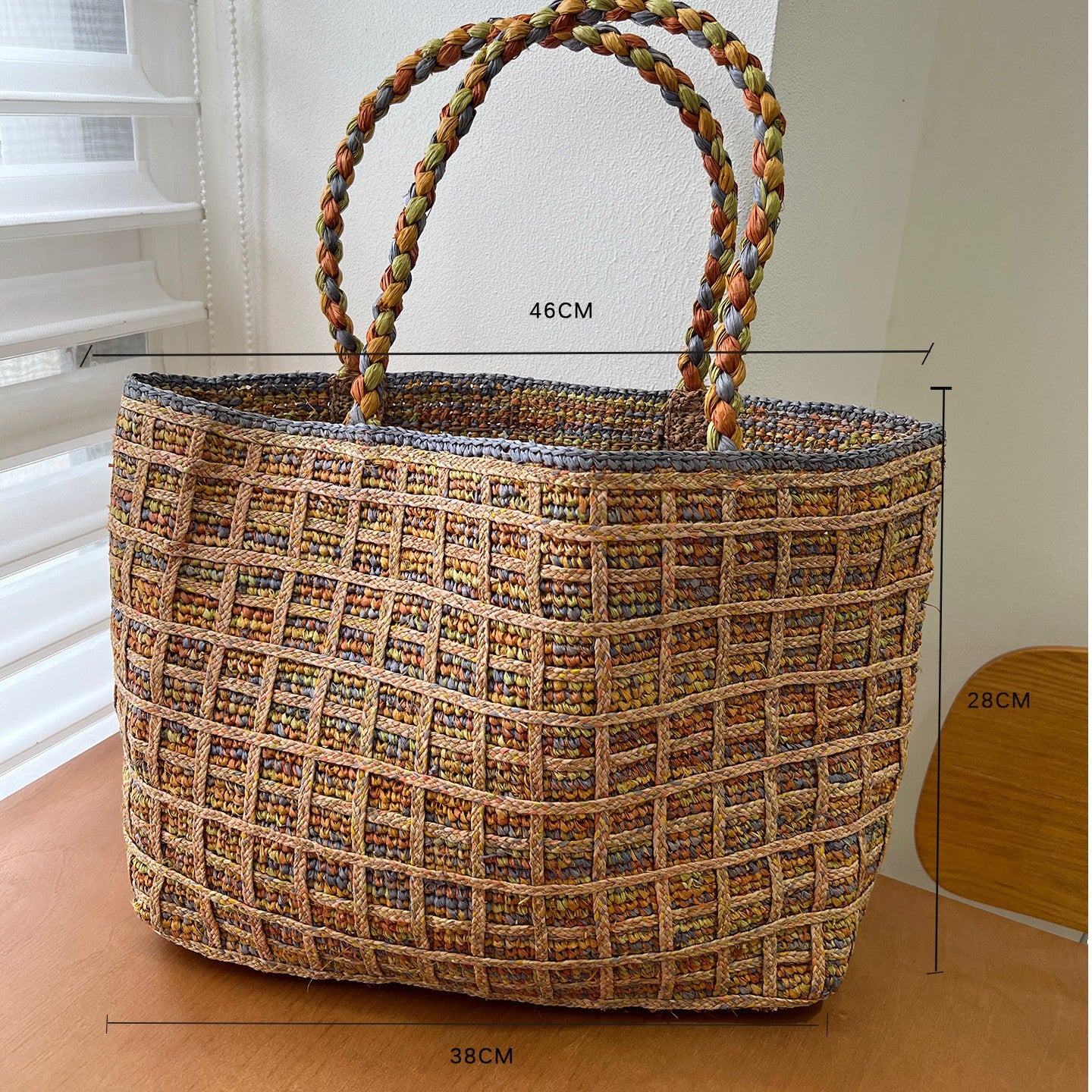 Handgefertigte Stricktasche mit Floralem Design Brehn