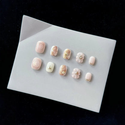 Künstlerisches Floral-Nagelset